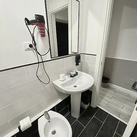 בית הארחה Residenza Giustiniani רומא